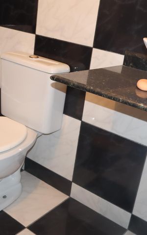 Casa para alugar com 210m², 3 quartos e 2 vagasBanheiro de serviço