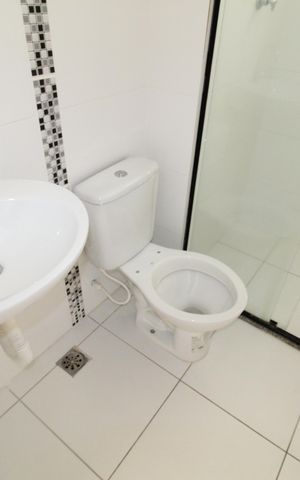 Apartamento para alugar com 50m², 2 quartos e 1 vaga Apartamento para alugar com 50m², 2 quartos e 1 vagaBanheiro social