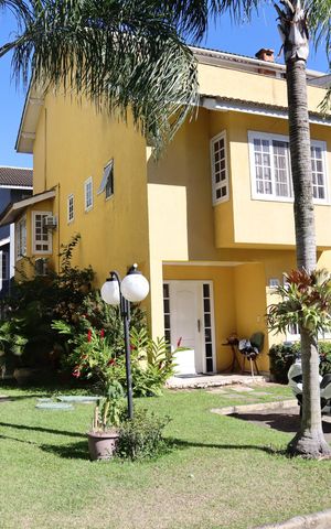 Casa à venda com 210m², 4 quartos e 3 vagasfachada