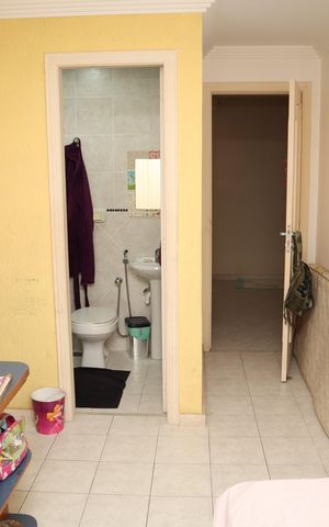 Casa à venda com 210m², 4 quartos e 3 vagasquarto 2