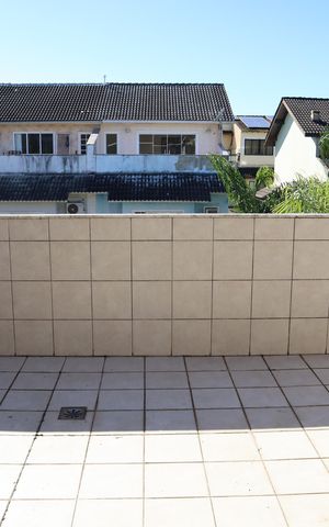 Casa à venda com 210m², 4 quartos e 3 vagasarea externa cobertura