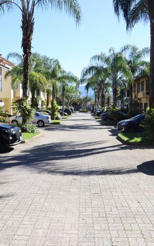 Casa à venda com 210m², 4 quartos e 3 vagasarea  externa