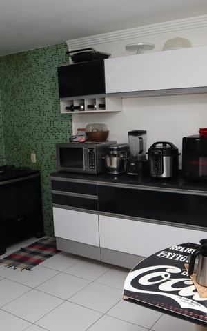 Casa à venda com 210m², 4 quartos e 3 vagascozinha