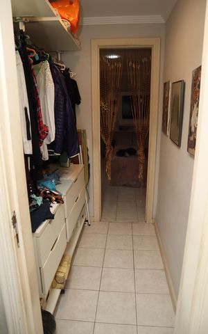 Casa à venda com 210m², 4 quartos e 3 vagasCloset da suíte