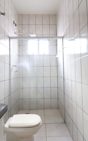 Casa para alugar com 200m², 4 quartos e 2 vagasBanheiro Social