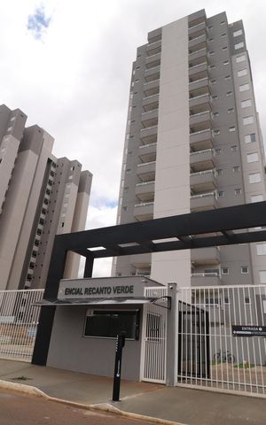 Apartamento para alugar com 58m², 2 quartos e 1 vagaFachada e portaria