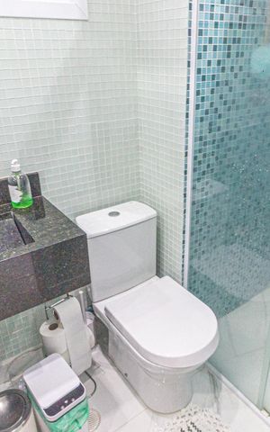 Casa para alugar com 170m², 2 quartos e 1 vaga Casa para alugar com 170m², 2 quartos e 1 vagaBanheiro