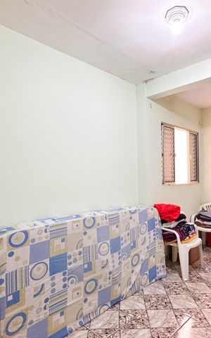 Casa para alugar com 230m², 5 quartos e 2 vagas Casa para alugar com 230m², 5 quartos e 2 vagasQuarto 2 - Casa 1