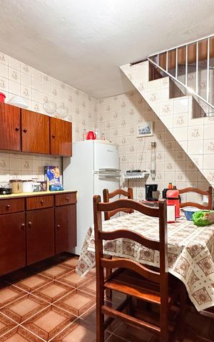 Casa para alugar com 230m², 5 quartos e 2 vagas Casa para alugar com 230m², 5 quartos e 2 vagasCozinha - Casa 2