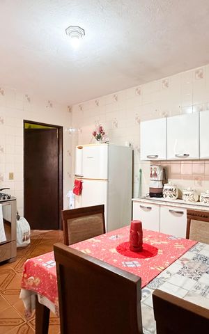 Casa para alugar com 230m², 5 quartos e 2 vagas Casa para alugar com 230m², 5 quartos e 2 vagasCozinha - Casa 1