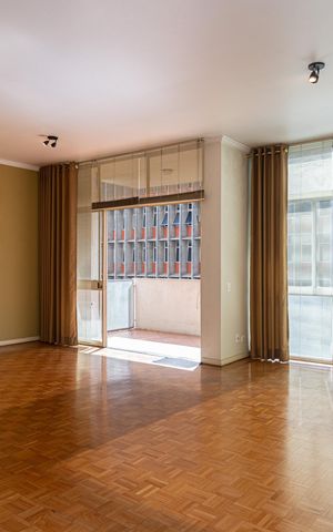 Apartamento para alugar com 169m², 3 quartos e 1 vaga Apartamento para alugar com 169m², 3 quartos e 1 vagaSala