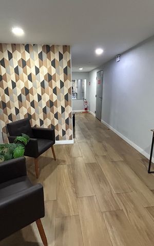 Apartamento para alugar com 65m², 2 quartos e 1 vagaHall de entrada
