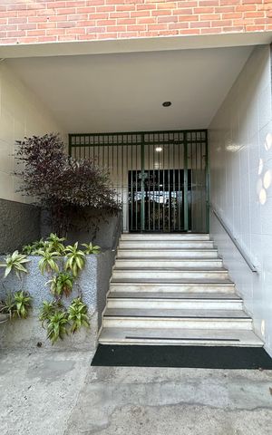 Apartamento para alugar com 65m², 2 quartos e 1 vagaEntrada