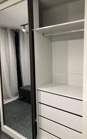 Studio para alugar com 25m², 1 quarto e 1 vaga Studio para alugar com 25m², 1 quarto e 1 vagaStudio