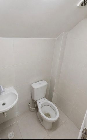 Casa para alugar com 76m², 2 quartos e 1 vaga Casa para alugar com 76m², 2 quartos e 1 vagaLavabo