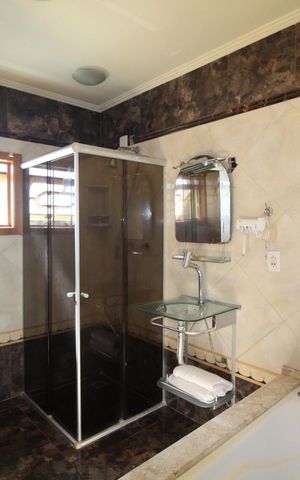 Casa para alugar com 100m², 4 quartos e 2 vagasBanheiro da Suíte 1