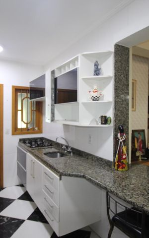 Casa para alugar com 100m², 4 quartos e 2 vagasCozinha