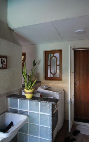 Casa para alugar com 100m², 4 quartos e 2 vagasÁrea de Serviço