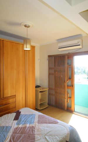 Casa para alugar com 100m², 4 quartos e 2 vagasSuíte 1