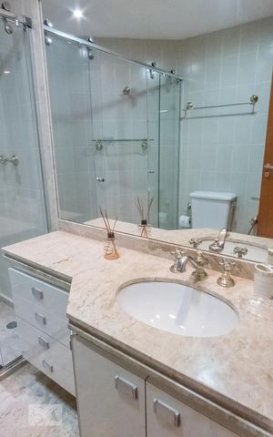 Apartamento à venda com 125m², 3 quartos e 2 vagas Apartamento à venda com 125m², 3 quartos e 2 vagasBanheiro