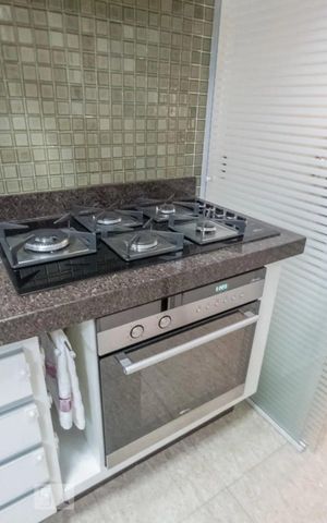 Apartamento à venda com 125m², 3 quartos e 2 vagas Apartamento à venda com 125m², 3 quartos e 2 vagasCozinha