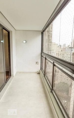 Apartamento à venda com 125m², 3 quartos e 2 vagas Apartamento à venda com 125m², 3 quartos e 2 vagasVaranda