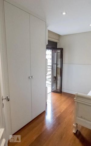 Apartamento à venda com 125m², 3 quartos e 2 vagas Apartamento à venda com 125m², 3 quartos e 2 vagasQuarto