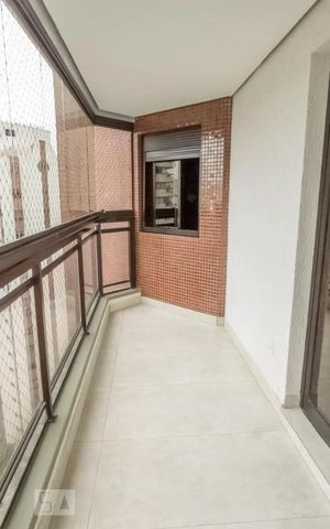 Apartamento à venda com 125m², 3 quartos e 2 vagas Apartamento à venda com 125m², 3 quartos e 2 vagasVaranda