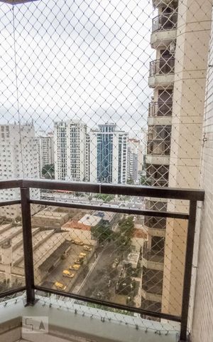 Apartamento à venda com 125m², 3 quartos e 2 vagas Apartamento à venda com 125m², 3 quartos e 2 vagasVaranda