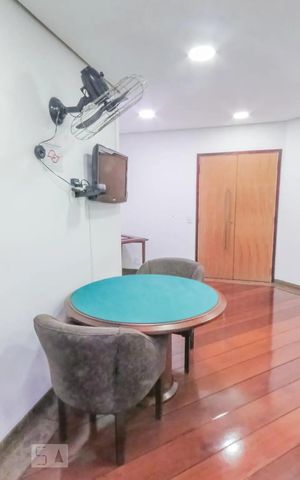 Apartamento à venda com 125m², 3 quartos e 2 vagas Apartamento à venda com 125m², 3 quartos e 2 vagasSalão de Jogos