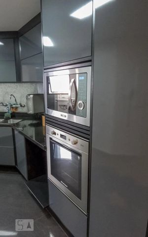 Apartamento à venda com 125m², 3 quartos e 2 vagas Apartamento à venda com 125m², 3 quartos e 2 vagasCozinha