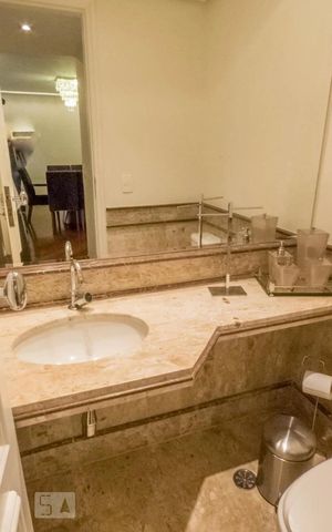 Apartamento à venda com 125m², 3 quartos e 2 vagas Apartamento à venda com 125m², 3 quartos e 2 vagasBanheiro
