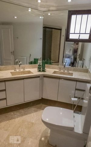 Apartamento à venda com 125m², 3 quartos e 2 vagas Apartamento à venda com 125m², 3 quartos e 2 vagasBanheiro