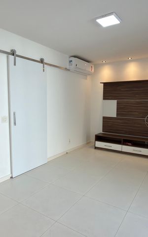 Casa de condomínio para alugar com 140m², 3 quartos e 4 vagasSala