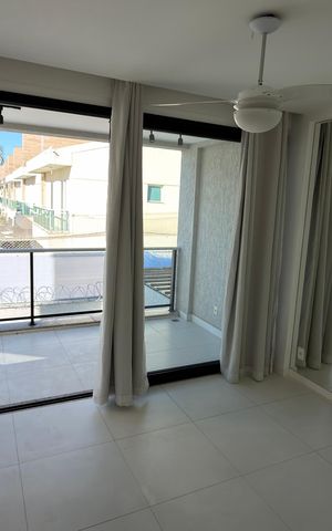 Casa de condomínio para alugar com 140m², 3 quartos e 4 vagasSala