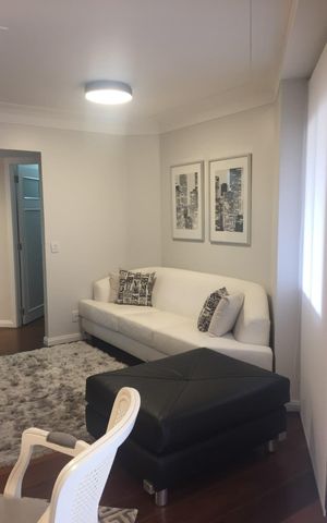 Apartamento à venda com 125m², 3 quartos e 2 vagas Apartamento à venda com 125m², 3 quartos e 2 vagasSala