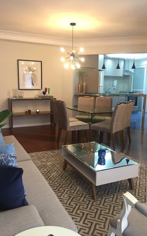 Apartamento à venda com 125m², 3 quartos e 2 vagas Apartamento à venda com 125m², 3 quartos e 2 vagasSala