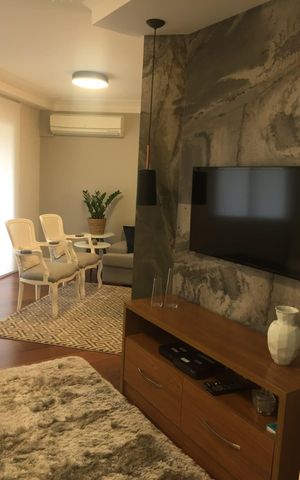 Apartamento à venda com 125m², 3 quartos e 2 vagas Apartamento à venda com 125m², 3 quartos e 2 vagasSala