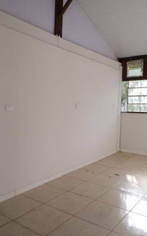 Casa para alugar com 140m², 3 quartos e 2 vagasSala
