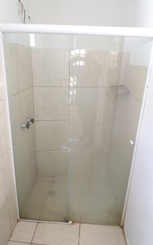 Casa para alugar com 140m², 3 quartos e 2 vagasBanheiro social 1