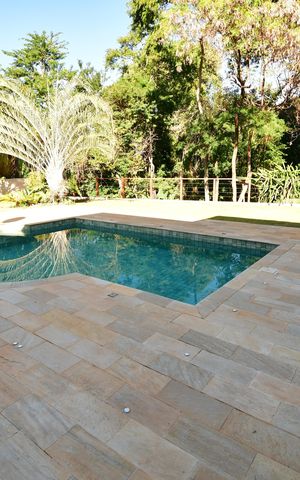 Casa de condomínio para alugar com 500m², 4 quartos e 5 vagasPiscina