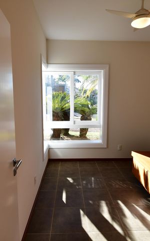 Casa de condomínio para alugar com 500m², 4 quartos e 5 vagasEscritório