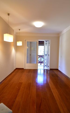 Casa de condomínio para alugar com 500m², 4 quartos e 5 vagasQuarto 3 - Suíte