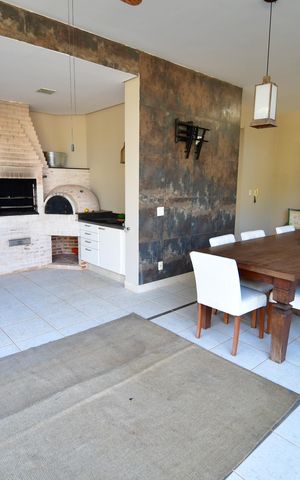 Casa de condomínio para alugar com 500m², 4 quartos e 5 vagasVaranda gourmet