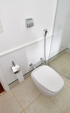 Casa de condomínio para alugar com 500m², 4 quartos e 5 vagasBanheiro Suíte