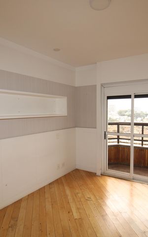 Apartamento à venda com 222m², 4 quartos e 4 vagasQuarto 5