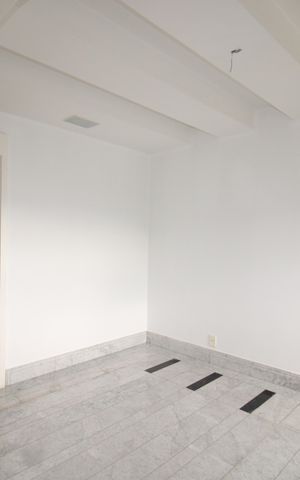 Apartamento à venda com 222m², 4 quartos e 4 vagasSala 2 