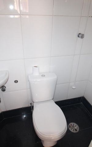 Apartamento à venda com 222m², 4 quartos e 4 vagasÁrea de Serviço - Banheiro