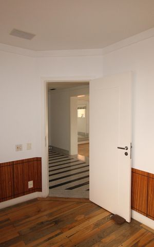 Apartamento à venda com 222m², 4 quartos e 4 vagasQuarto 1