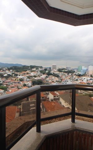Apartamento à venda com 222m², 4 quartos e 4 vagasQuarto 6 - Varanda